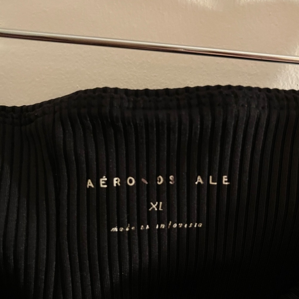 Aeropostale Ribbed Crossover High-Waisted Black Flare Leggings - Picture 2 of 6